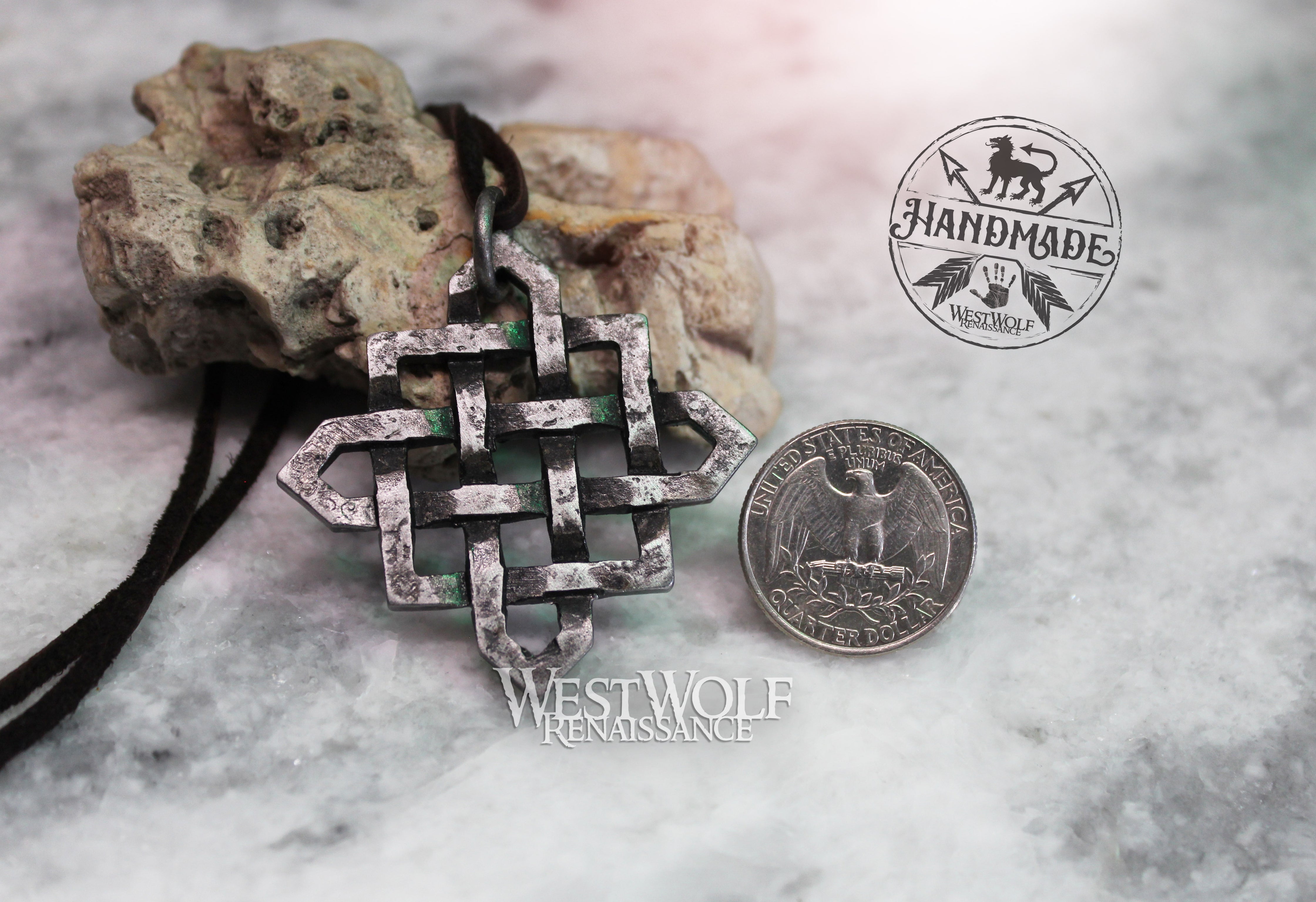 服/ファッション MM: Sterling Silver Celtic Knot Star A1178_SVCHRM.jpg