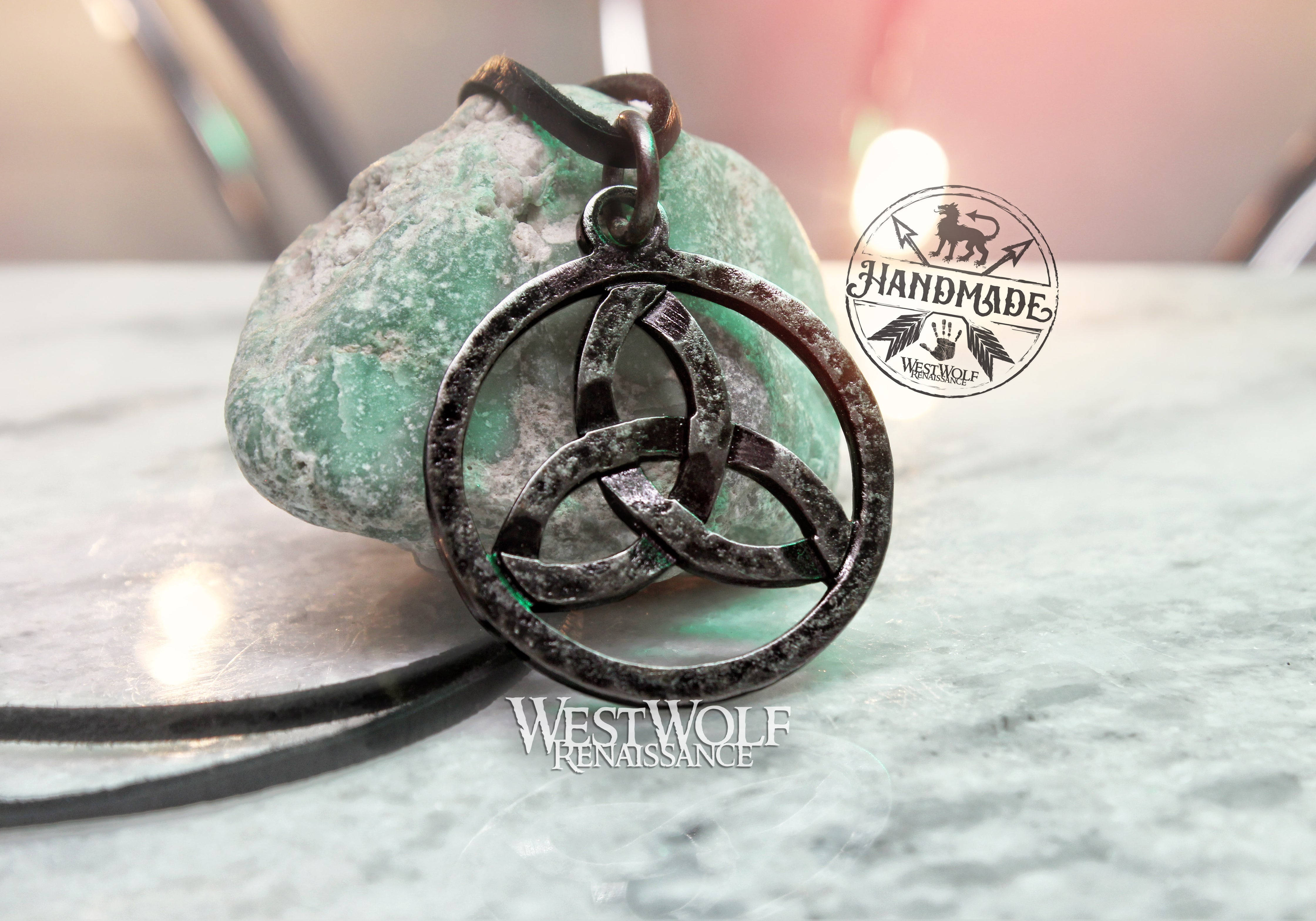 Vintage Triquetra Kat Hanger Viking Lederen Ketting Keltische Trinity Knot Charm Amulet Noordse Mythe Ierse Sieraden Met Kraal Charms Zilver Vintage Triquetra Kat Hanger Viking Lederen Ketting Keltische Trinity Knot Charm Amulet Noordse Mythe Ierse Sieraden Met Kraal Charms Zilver