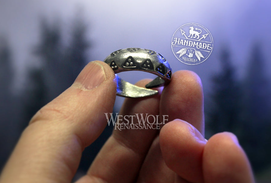 Viking Ring with Historic Triangle Dots Pattern - Adjustable Size - US Sizes 9-12