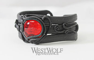 Sculpted Leather Bracelet with Center Stone