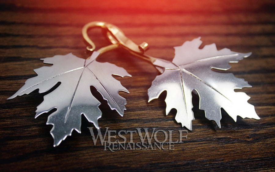 Maple Leaf Cloak Pins/Clasps Set - Made of White Bronze