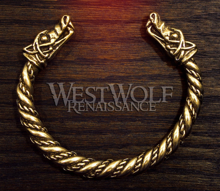Viking Wolf Head Bracelet For Men Stainless Steel Gold Square King Chain  Susanna Bangles With Never Fading Design Street Culture Jewelry Accessory  From Cartersliver, $11.13 | DHgate.Com