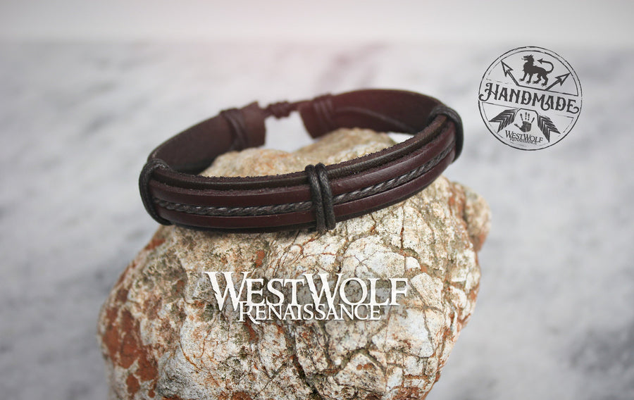 Viking-Inspired Leather Bracelet - Adjustable Size - Simple Line Pattern - Made of Leather and Rope