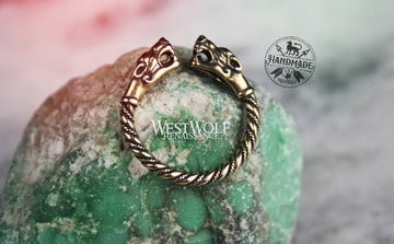 Viking Fenrir Wolf Head Ring - Made of Bronze - US Sizes 9/10/10.5
